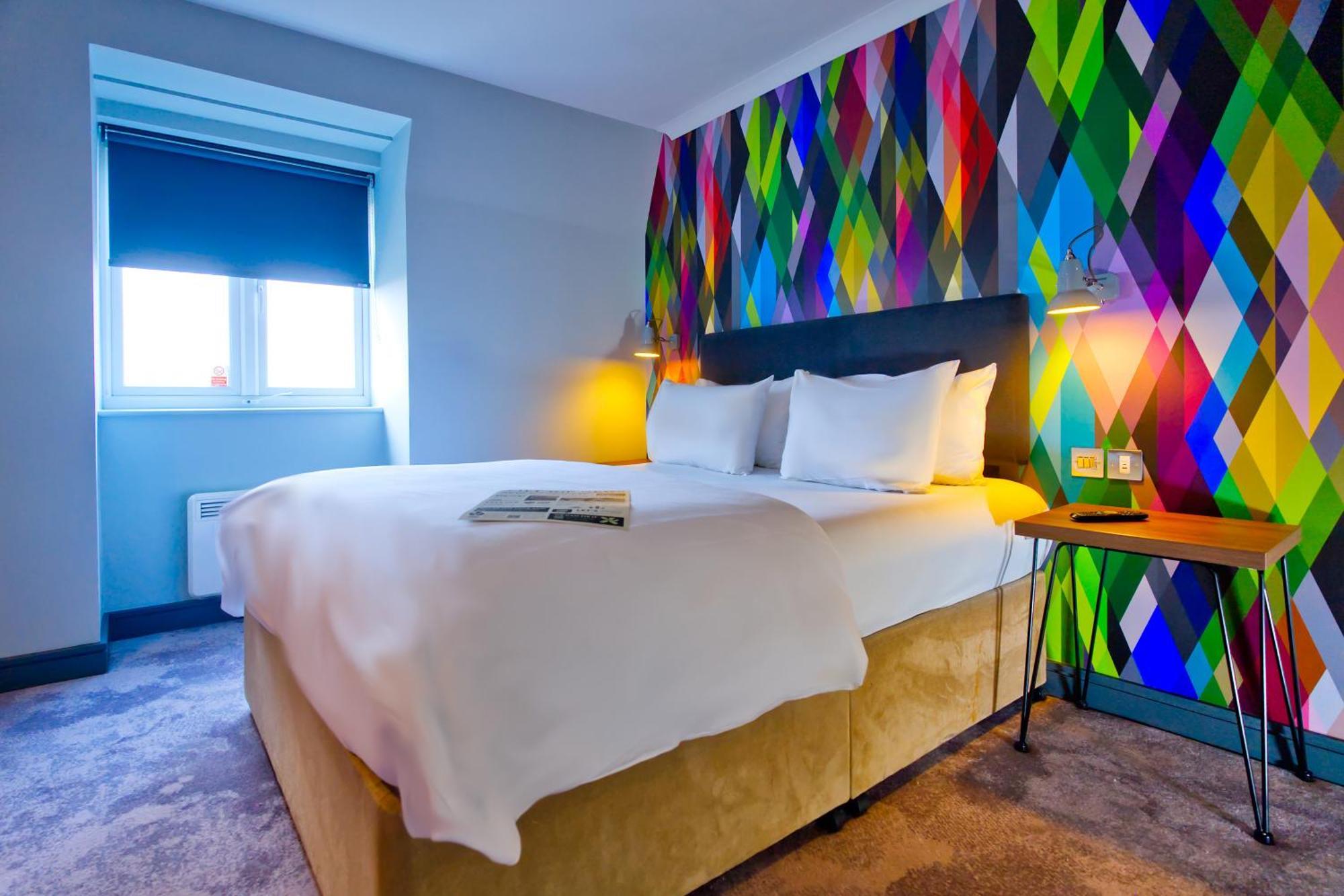 Village Hotel Manchester Hyde Kültér fotó