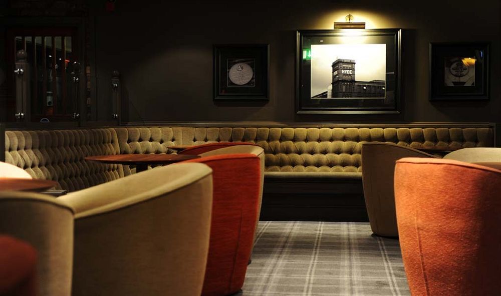 Village Hotel Manchester Hyde Kültér fotó